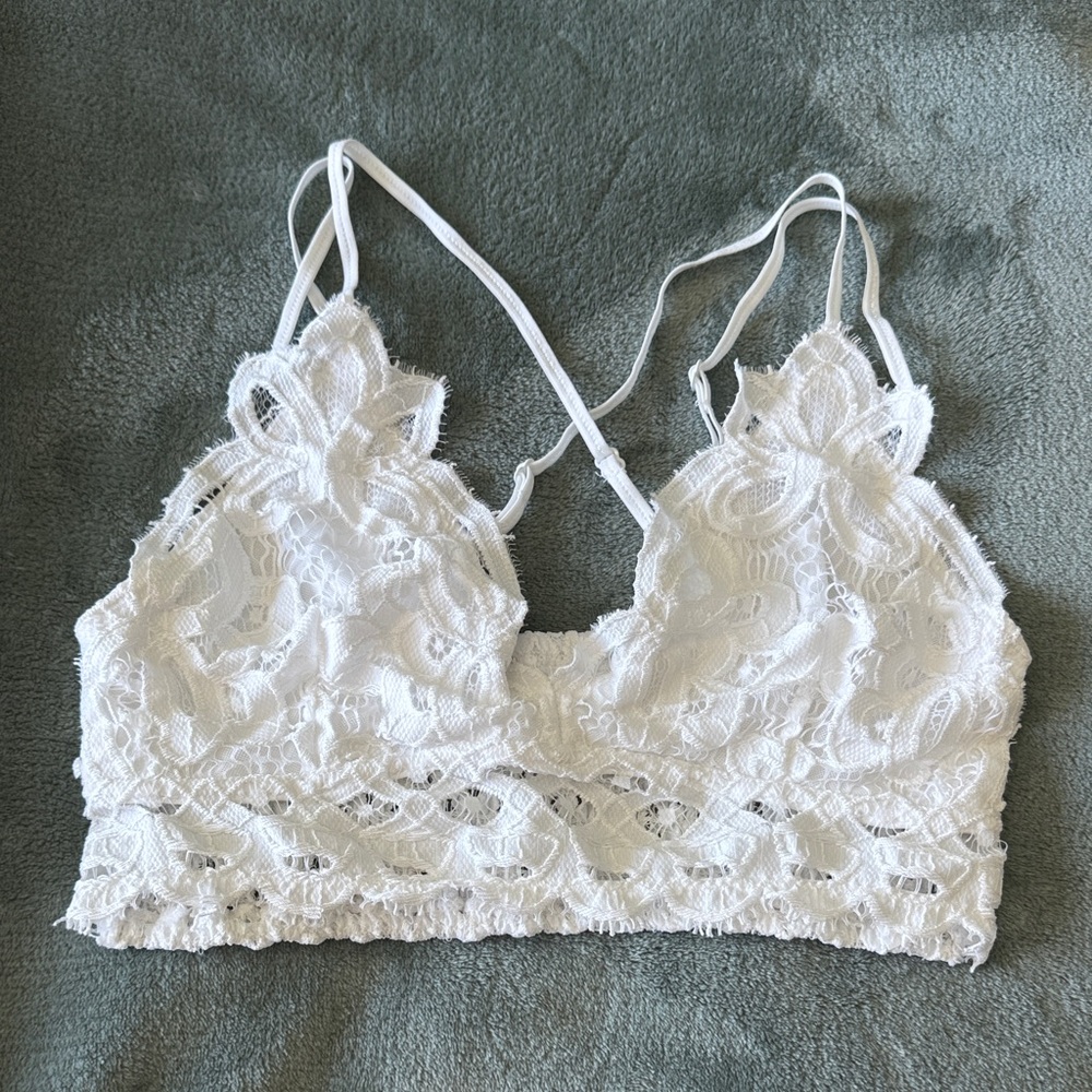 Anemone White Lace Bandeau